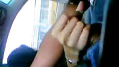 Femeilor cu fundul mare le place să facă sex anal în trei cu un bărbat