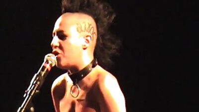 Lusty dolofan transformă bărbatul și trece mai departe pentru a fi carnal cu el