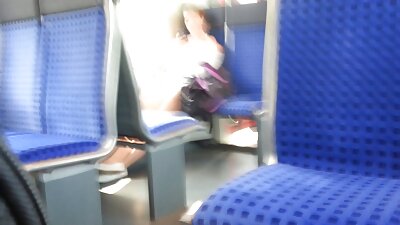 Domnișoara din Est își face gura și cunny