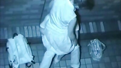 Flăcăul este capabil să satisfacă ambele lucruri dulci în același timp