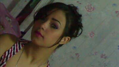 Curva porno maghiară matură este bătută în cuie de un tip foarte excitat