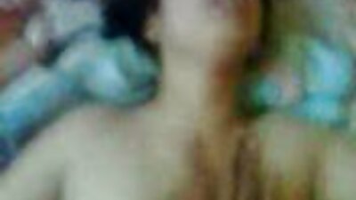 O drăguță cu părul roșu face sex anal sălbatic cu swain-ul ei